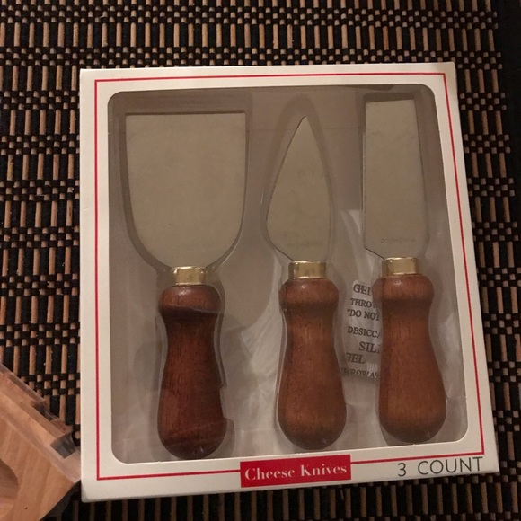 Swivel cheese board and cheese knife set - Picture 3 of 5
